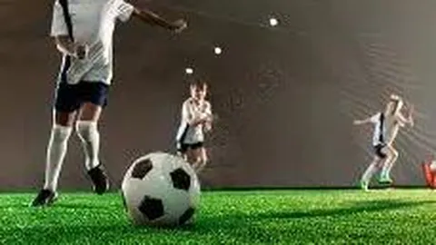 中国速度滑冰男团短距接力夺亚冬会第21金，央视体育现场报道